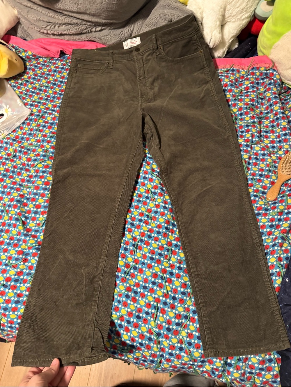 Women’s GAP Vintage Slim High Rise Corduroy Pants.  Size 14 Regular